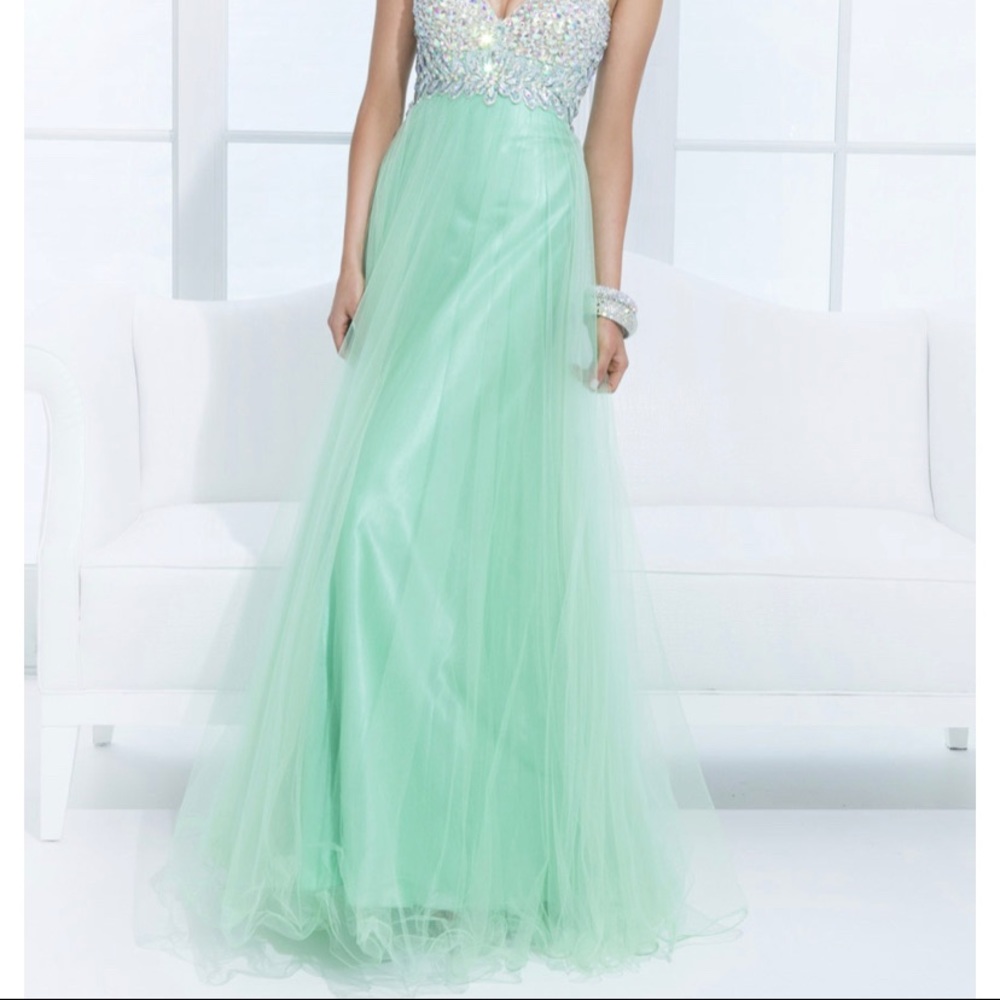 Tony Bowls Mint Green Dress - Picture 2 of 5